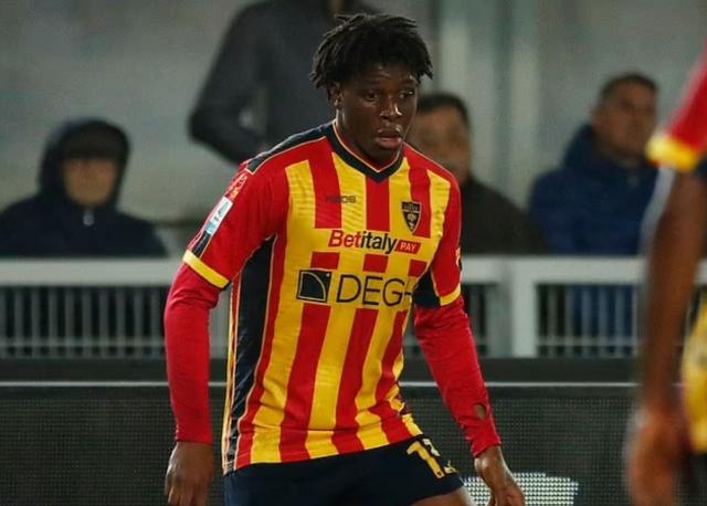 乐鱼app下载地址-曼联3500万敲定多尔久,意甲保级队出来个大救星?