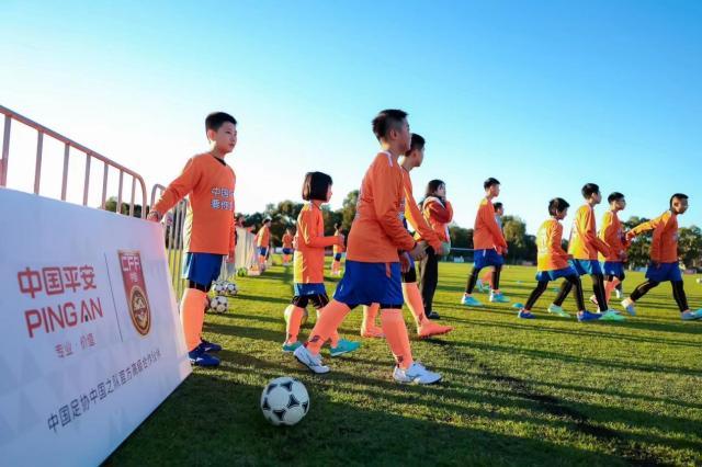 乐鱼APP-推动中国足球前进?从“要你登场”说起